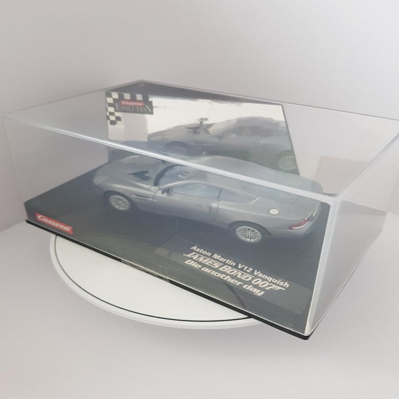 Carrera Aston Martin V12 Vanquish (007)
