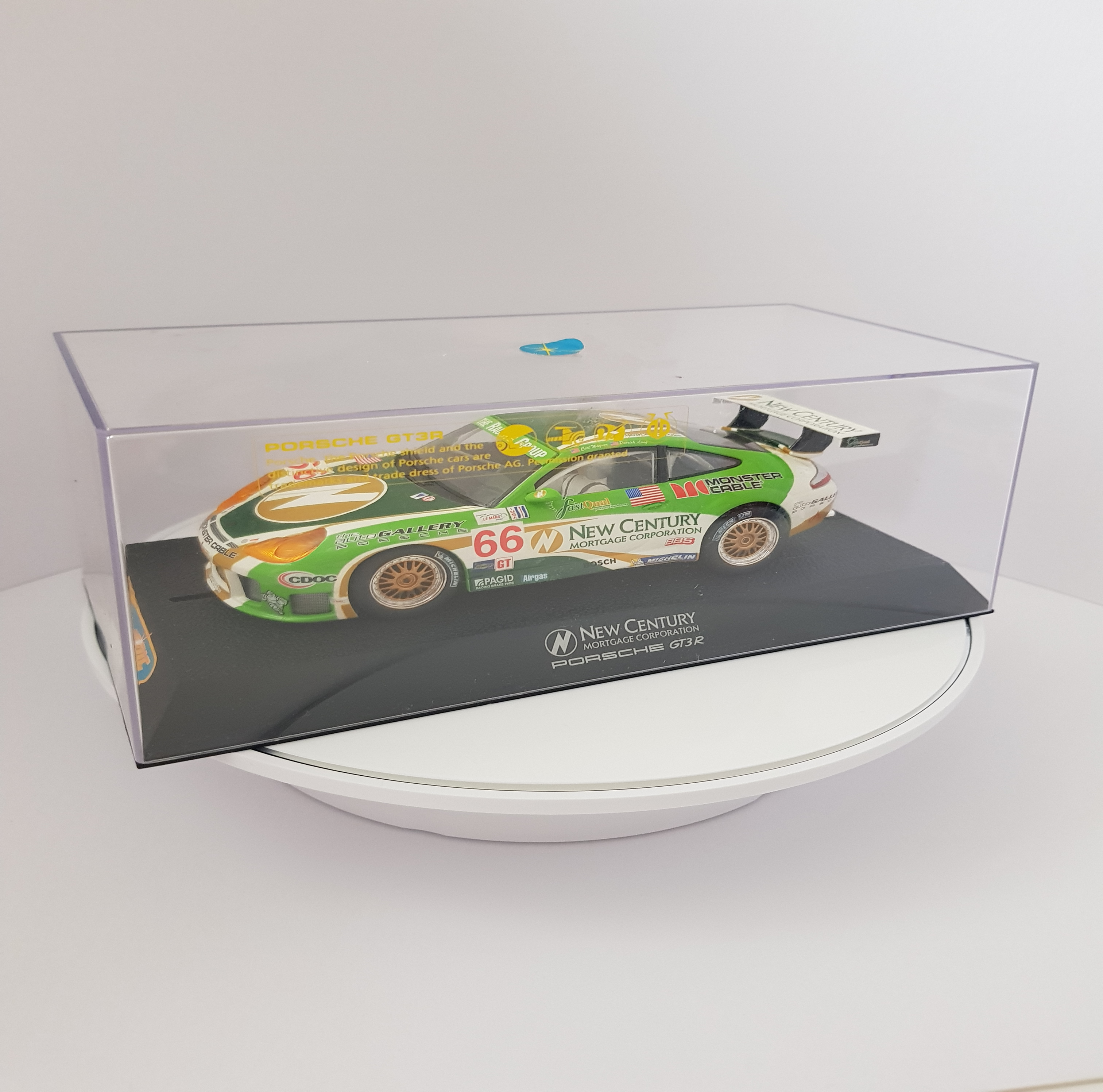 Scalextric Porsche GT3 R