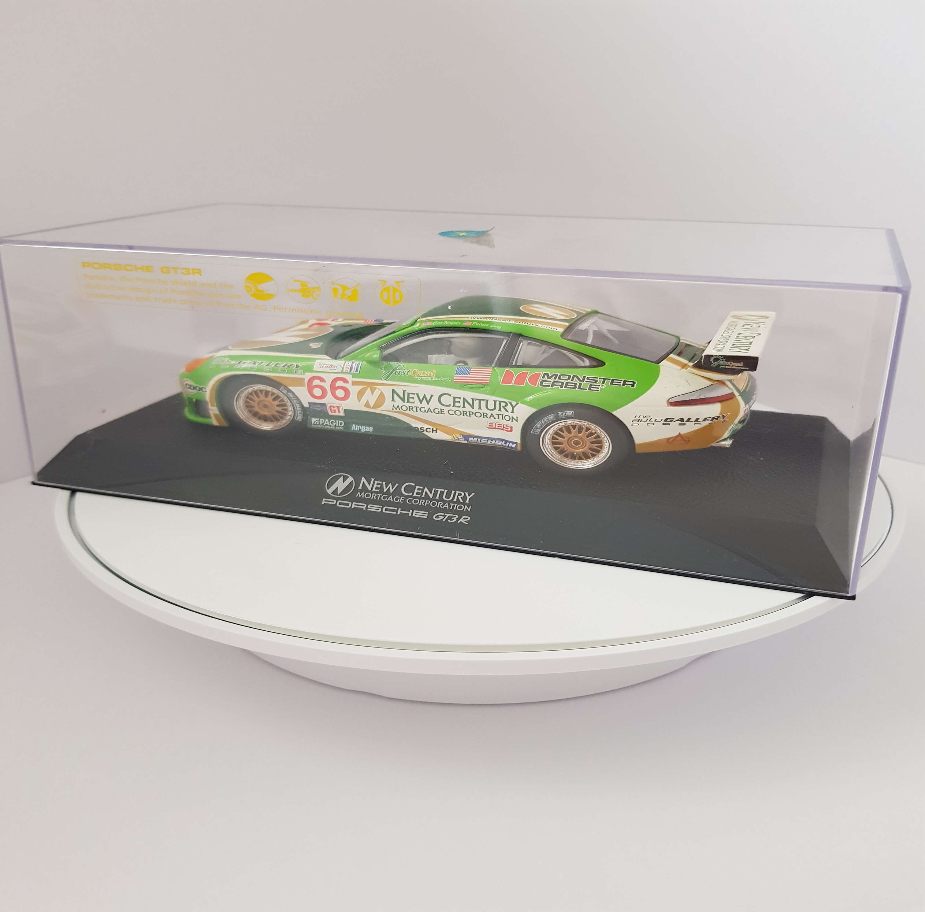 Scalextric Porsche GT3 R