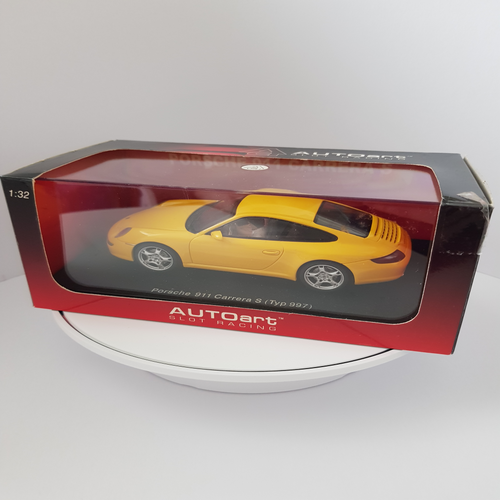 Autoart Porsche 911 Carrera S (Type 997)